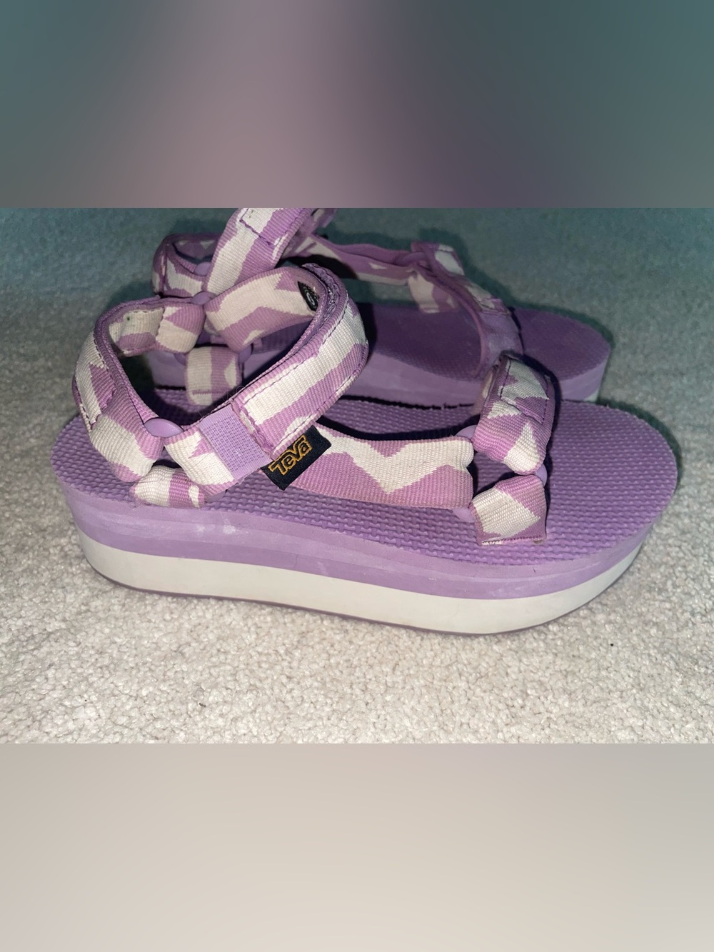 Teva Lavender & White Patterned Sport Sandals Women’s or Girl’s size 5